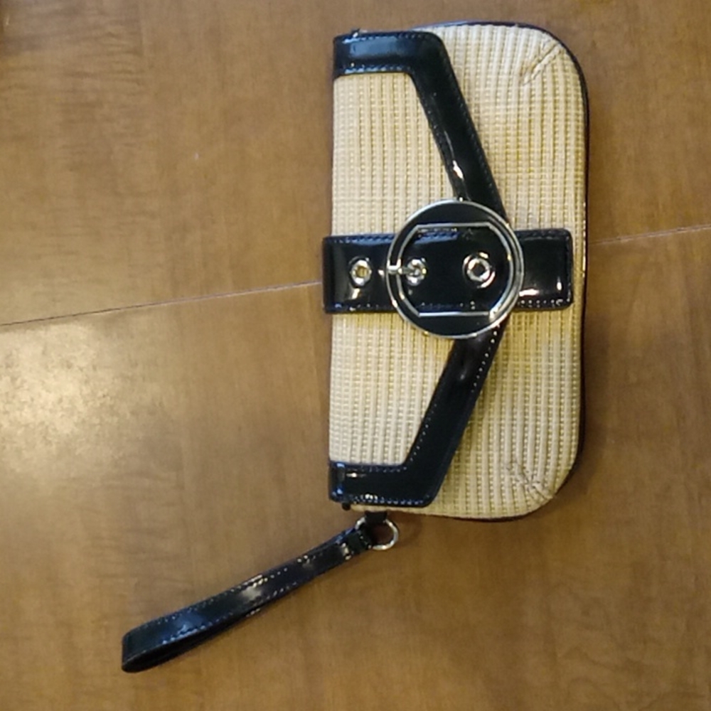 NWOT Coastal Grandma Ann Taylor Wristlet